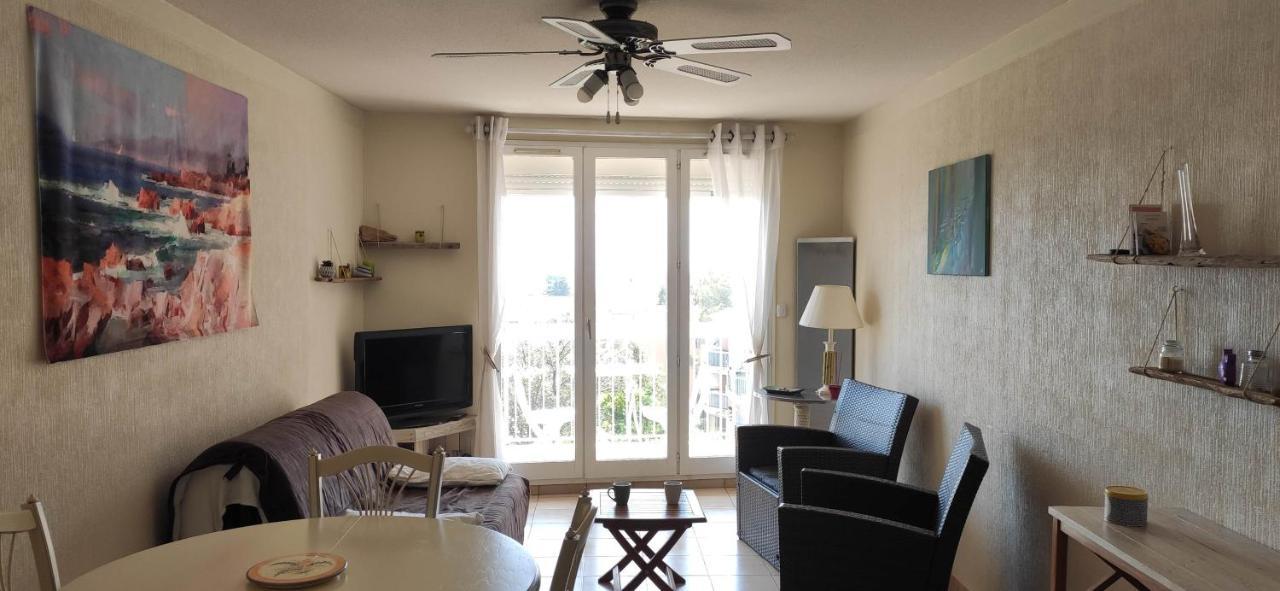 Appartement Lumineux Vue Mer Fréjus 外观 照片