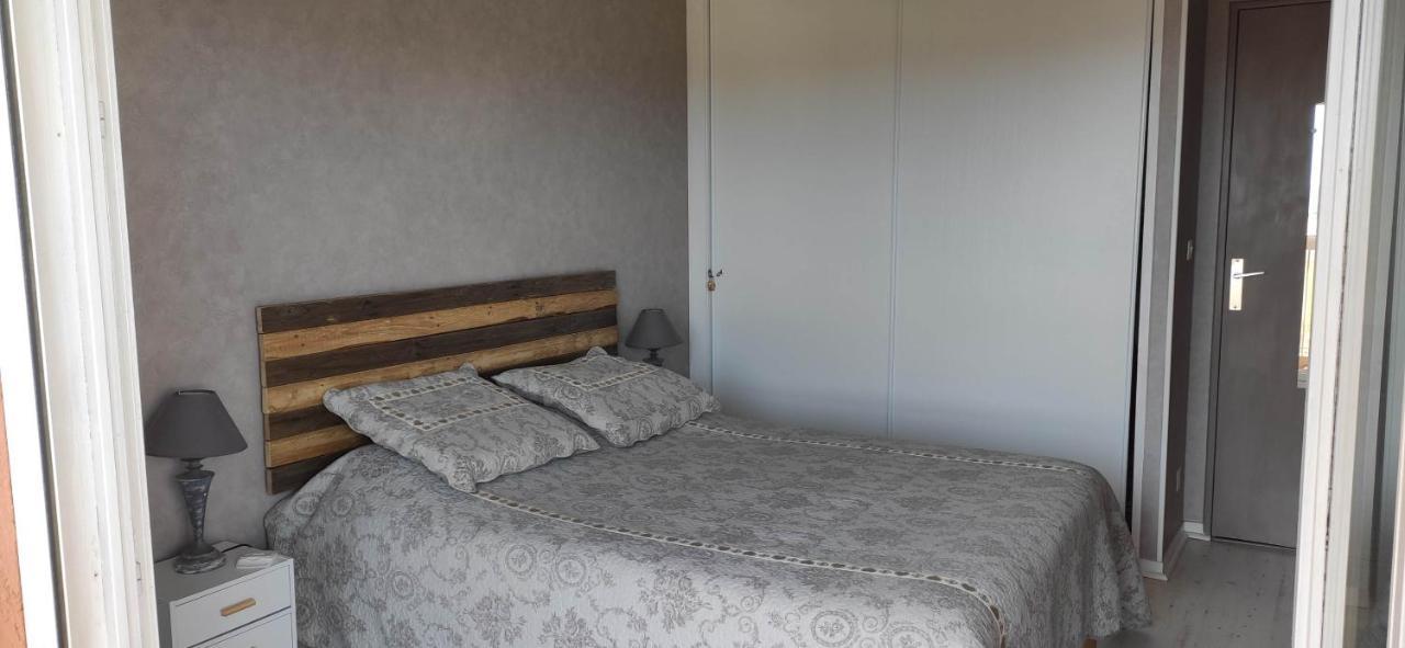 Appartement Lumineux Vue Mer Fréjus 外观 照片