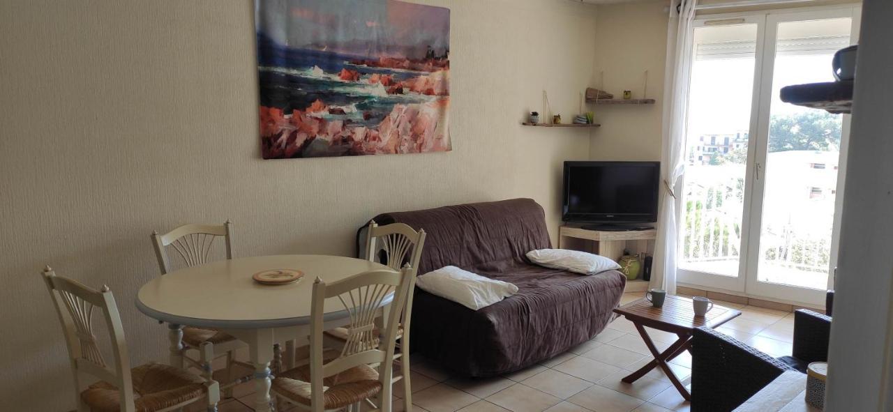 Appartement Lumineux Vue Mer Fréjus 外观 照片