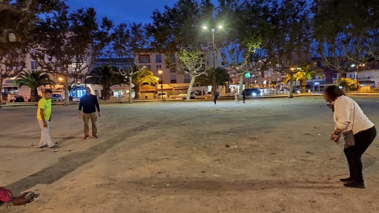 Appartement Lumineux Vue Mer Fréjus 外观 照片